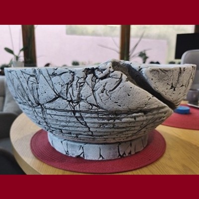 Alabama tegla za cvijeće sivo crna sa utorom